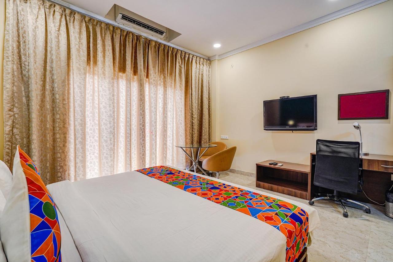 Fabhotel Chris - Nr Vydehi Hospital バンガロール エクステリア 写真